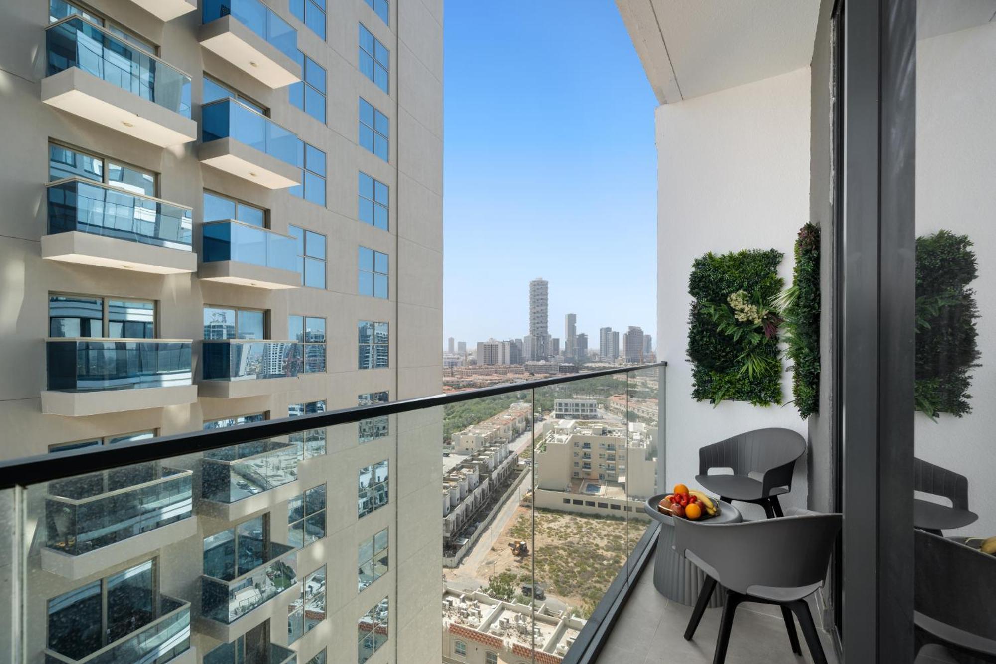 Appartement Waves - Cityscape Balcony Views And Cozy Comfort In Dubaï